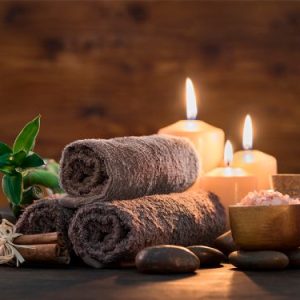 Massagem relaxante para o noivo depois de ver a conta do casamento